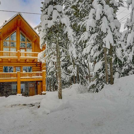 Skiing Bear Chalet Гавърнмънт Кемп Екстериор снимка
